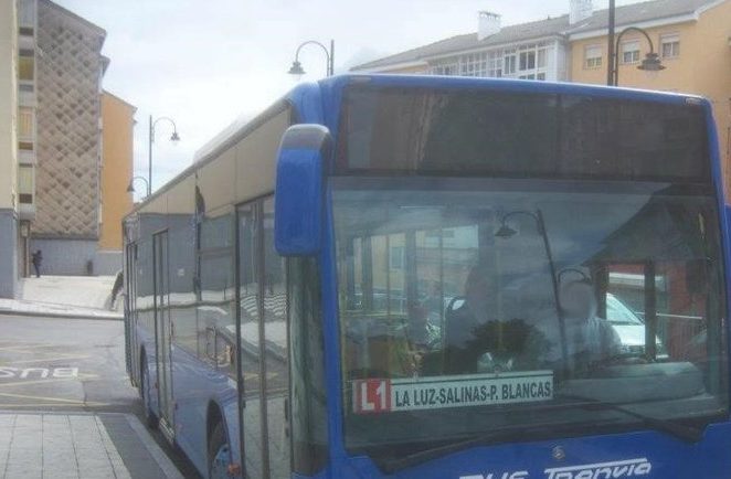 Autobús d’Avilés nuna semeya d’archivu.