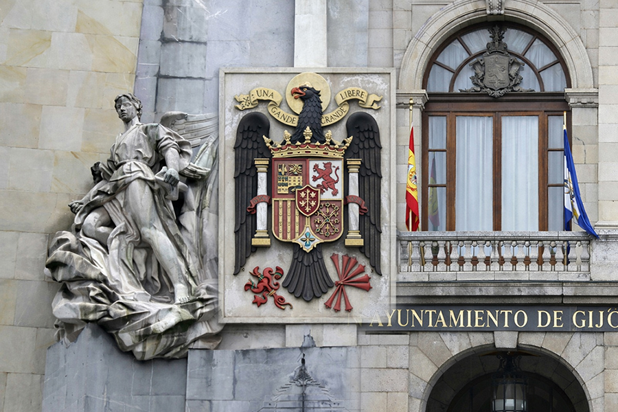 En más de 40 años de gobiernos dizque d'izquierda (PSOE-IU) nun quinxeron esaniciar lso símbolos franquistes d'Asturies