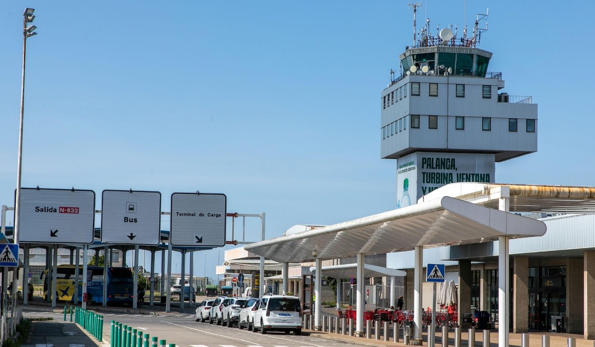 Aeropuertu d’Asturies, que va recibir 50,3 millones d’euros d’inversión ente 2027 y 2031.