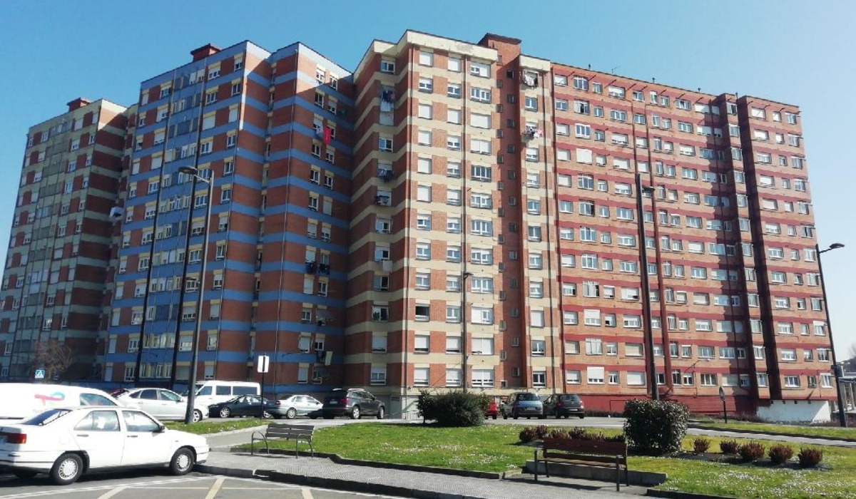 Torres de Pando y espaciu urbanu nel barriu de Pumarín d’Uviéu
